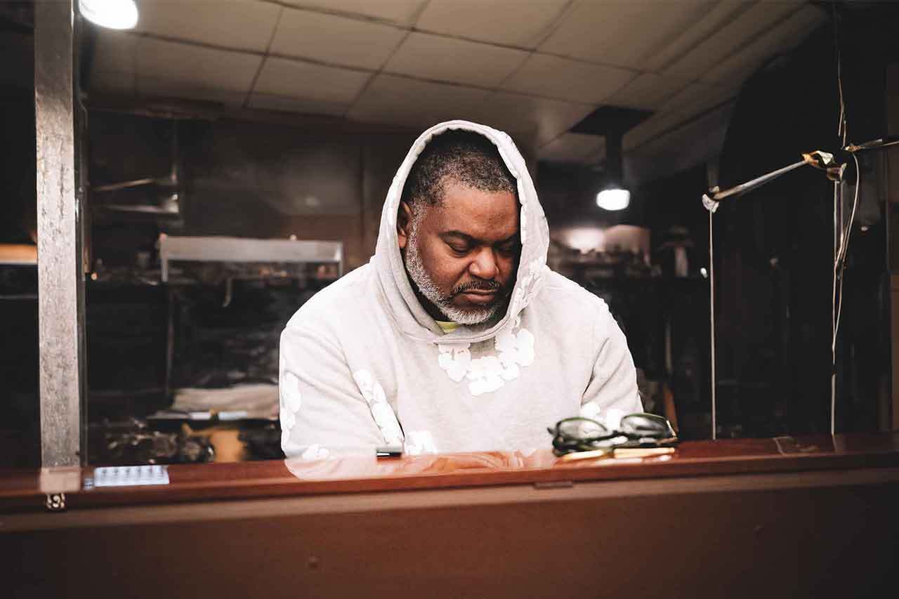 Artist collab- Che Pope